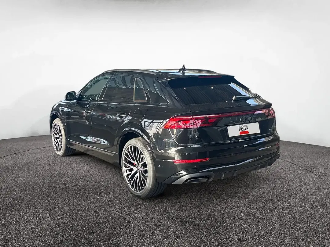 Audi Q8 TFSI e tiptronic quattro - Thumbnail 3