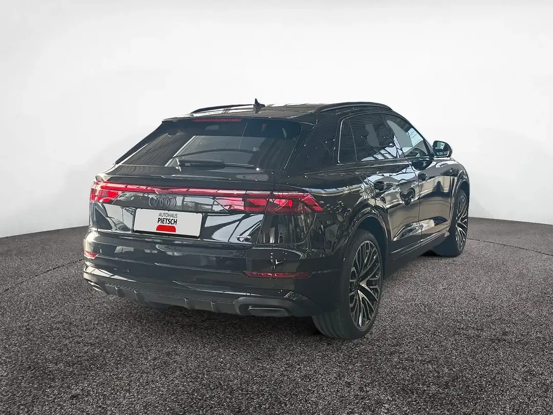 Audi Q8 TFSI e tiptronic quattro - Thumbnail 5