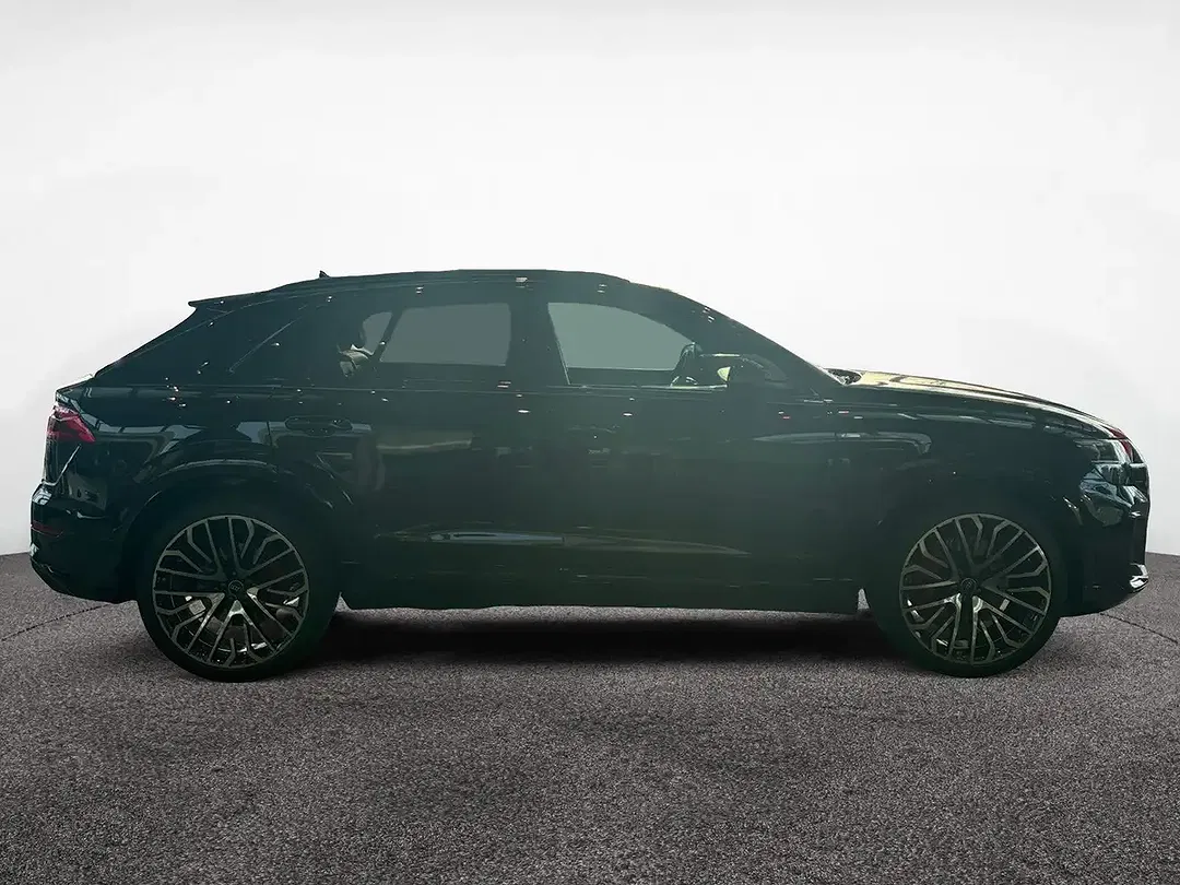 Audi Q8 TFSI e tiptronic quattro - Thumbnail 6