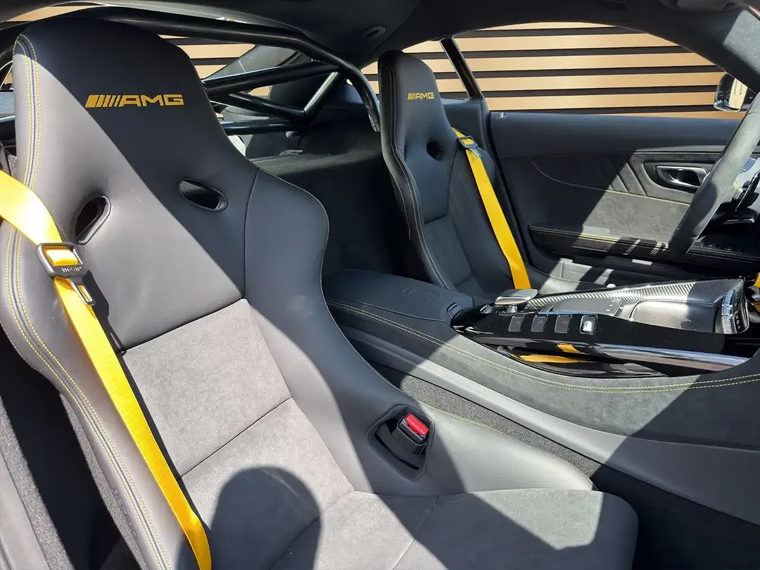 Mercedes-Benz AMG GT Burmester Pro - Thumbnail 14