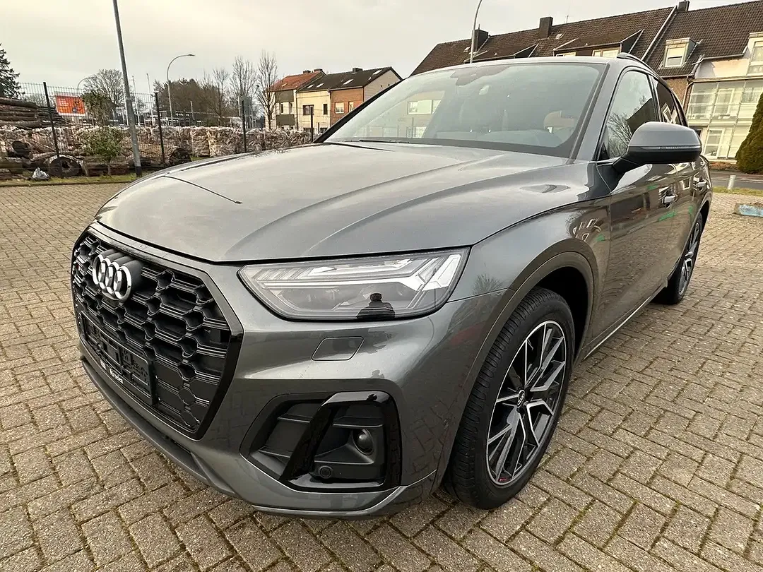Audi SQ5 - foto 1