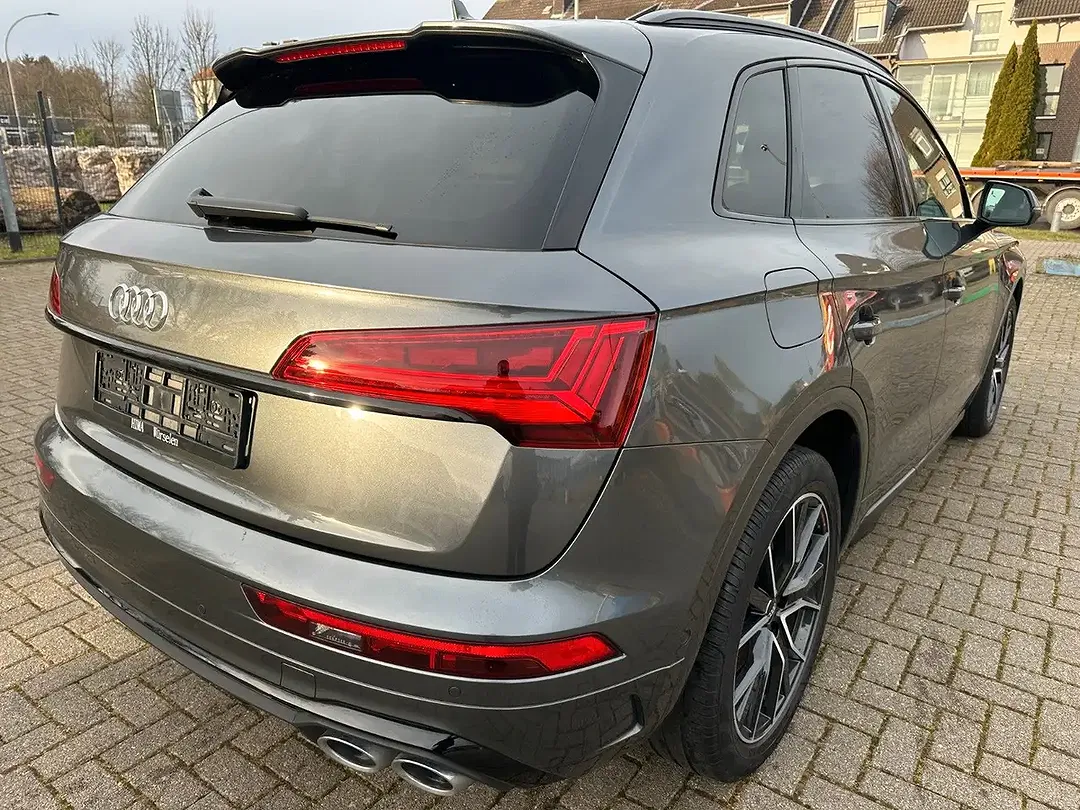 Audi SQ5 - Thumbnail 11