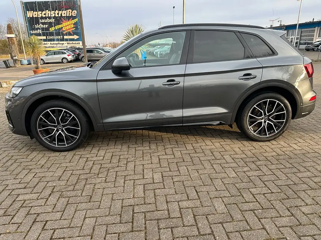 Audi SQ5 - Thumbnail 8