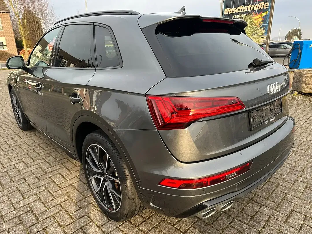 Audi SQ5 - Thumbnail 9