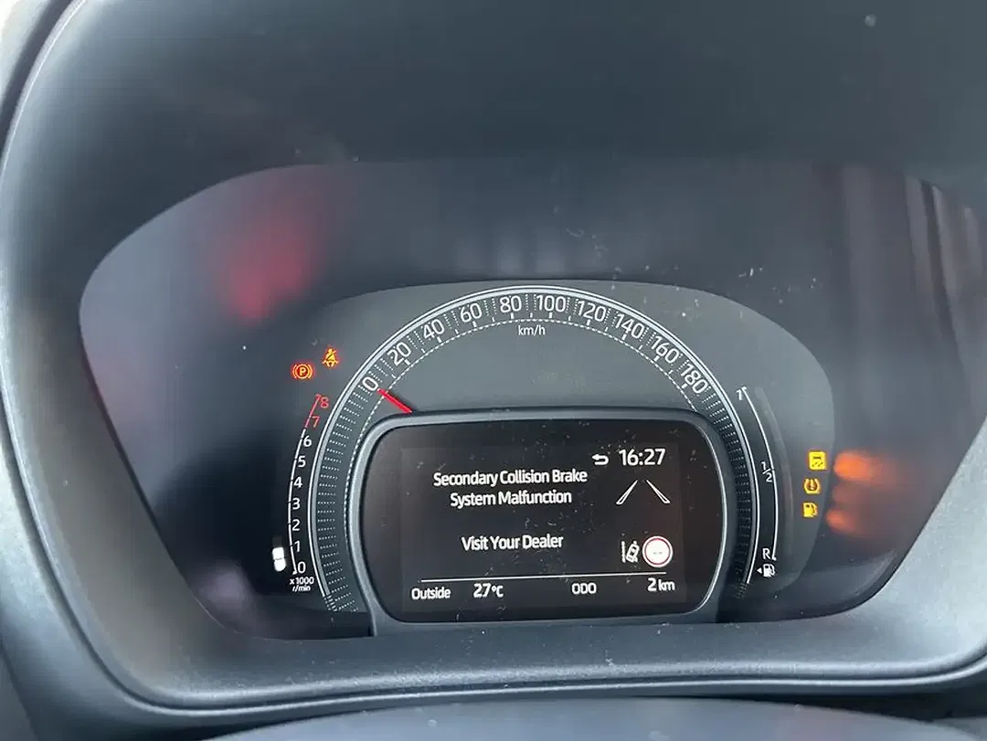 Toyota Aygo X Business Edition - Thumbnail 11