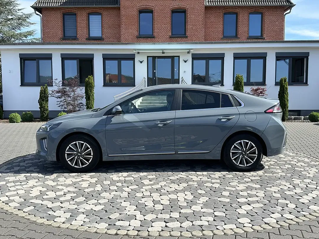 Hyundai IONIQ Prime - Thumbnail 5