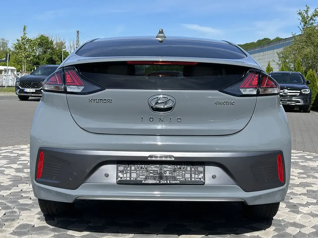 Hyundai IONIQ Prime - Thumbnail 7
