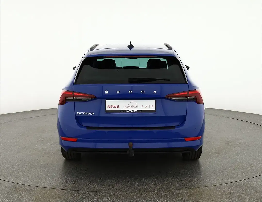 Skoda Octavia 2.0 TDI DSG Combi - Thumbnail 4