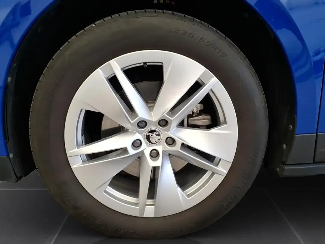 Skoda Enyaq iV - Thumbnail 6