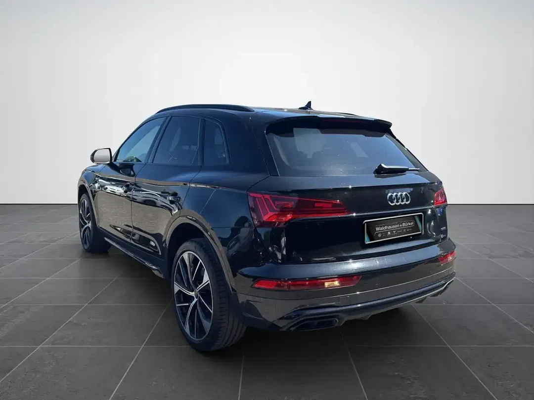 Audi Q5 40 TDI quattro S line - Thumbnail 4