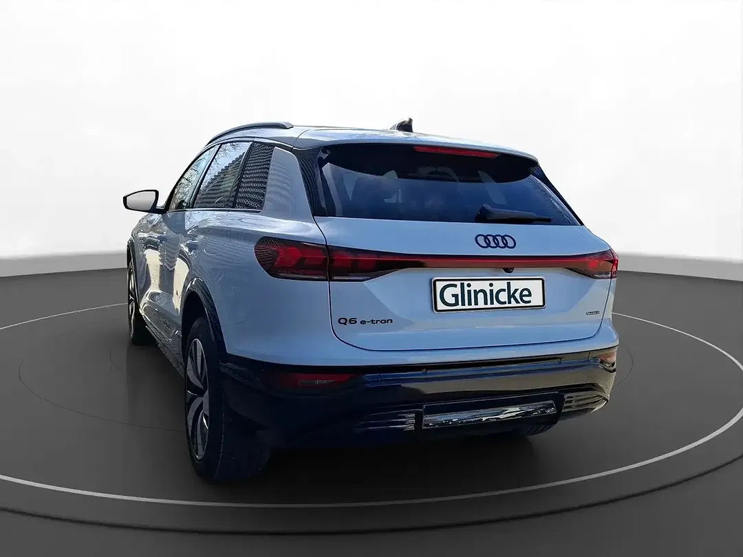 Audi Q6 e-tron S line - Thumbnail 6