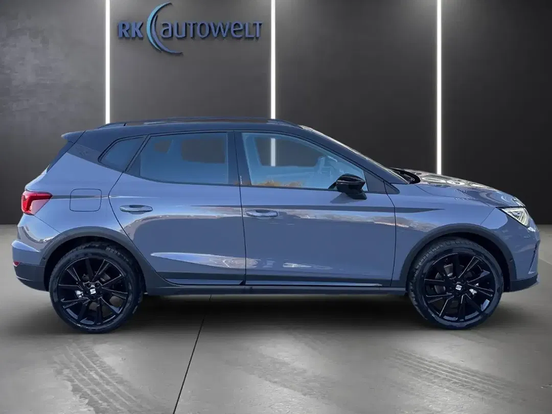 SEAT Arona 1.0 TSI FR - Thumbnail 3