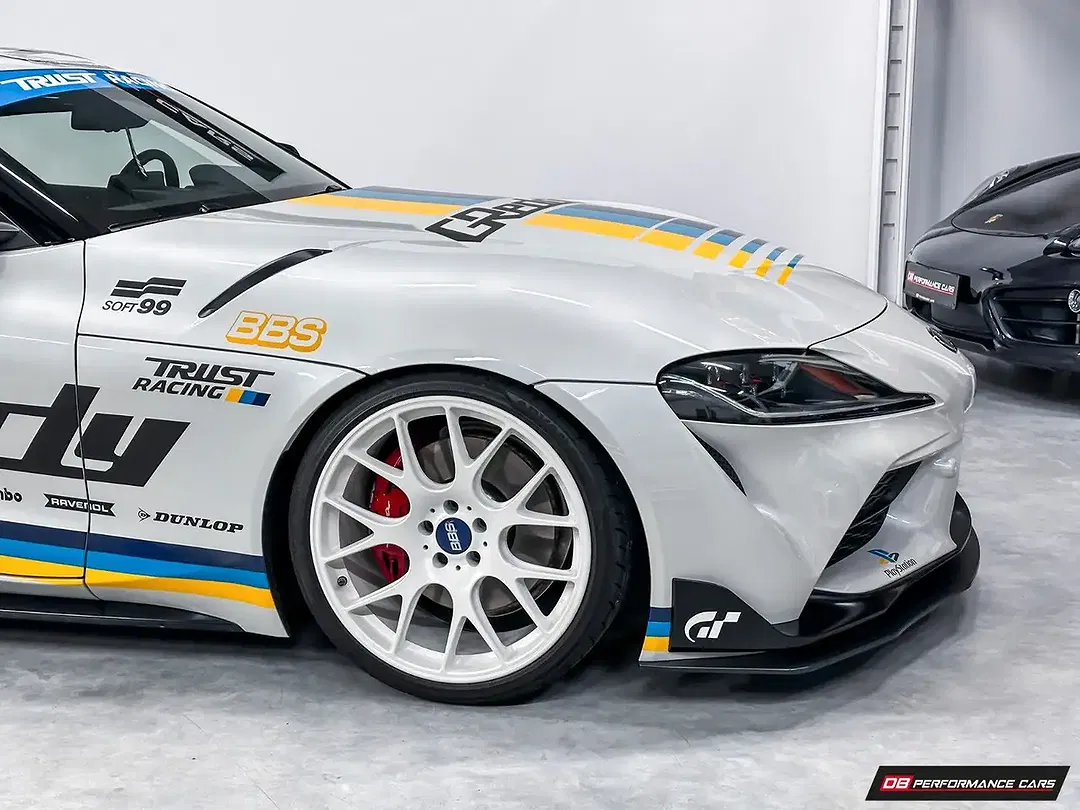 Toyota Supra - Thumbnail 8