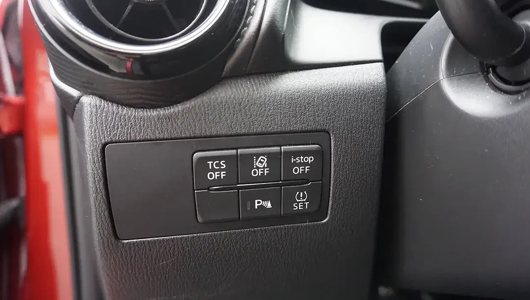 Mazda CX-3 - Thumbnail 11
