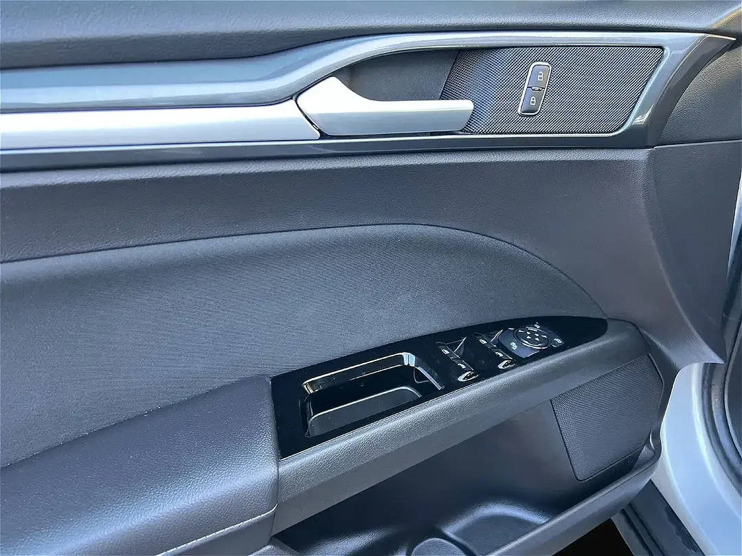 Ford Mondeo 2.0 EcoBoost AUT Trend - foto 15