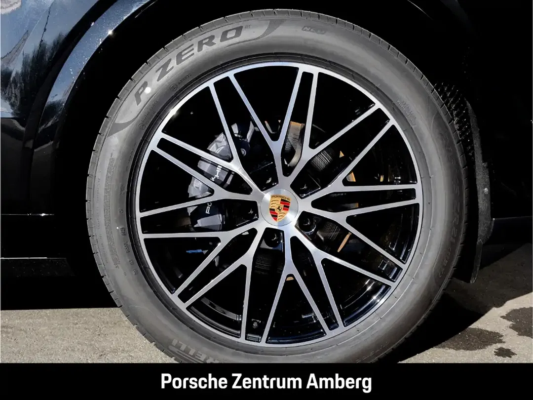 Porsche Cayenne Coupe Edition - Thumbnail 9