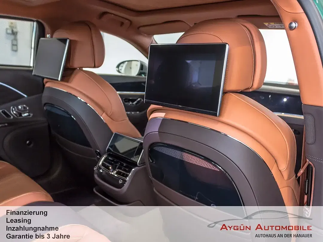 Bentley Flying Spur 4.0 V8 Mulliner - Thumbnail 13