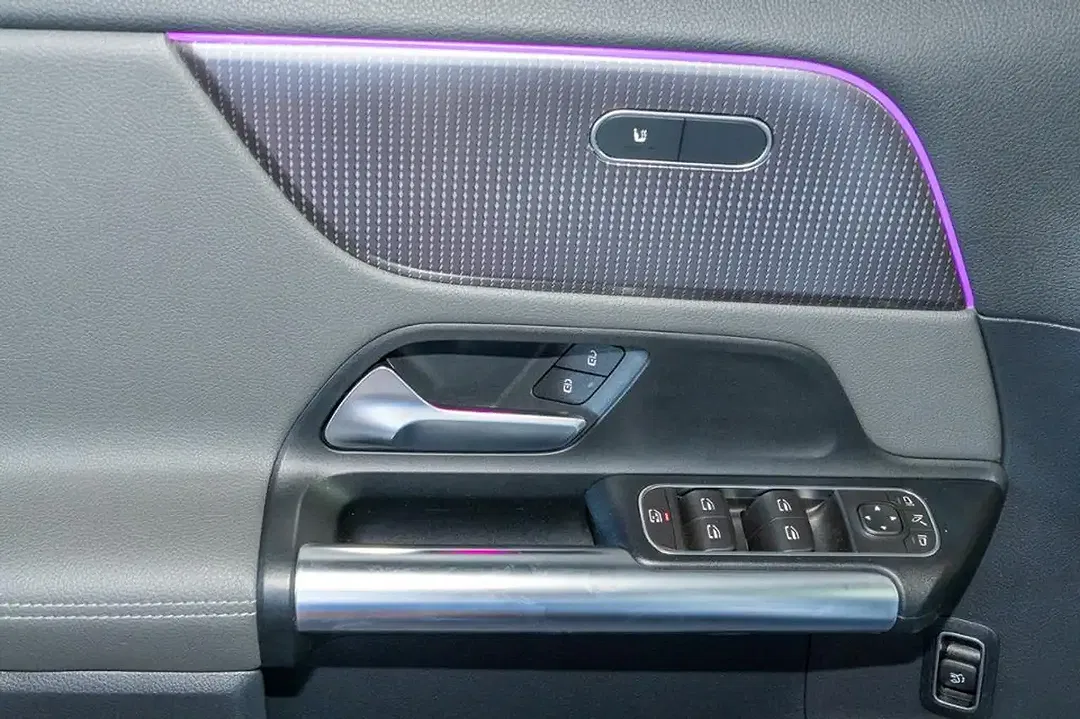 Mercedes-Benz EQA 250 EQ - Thumbnail 11