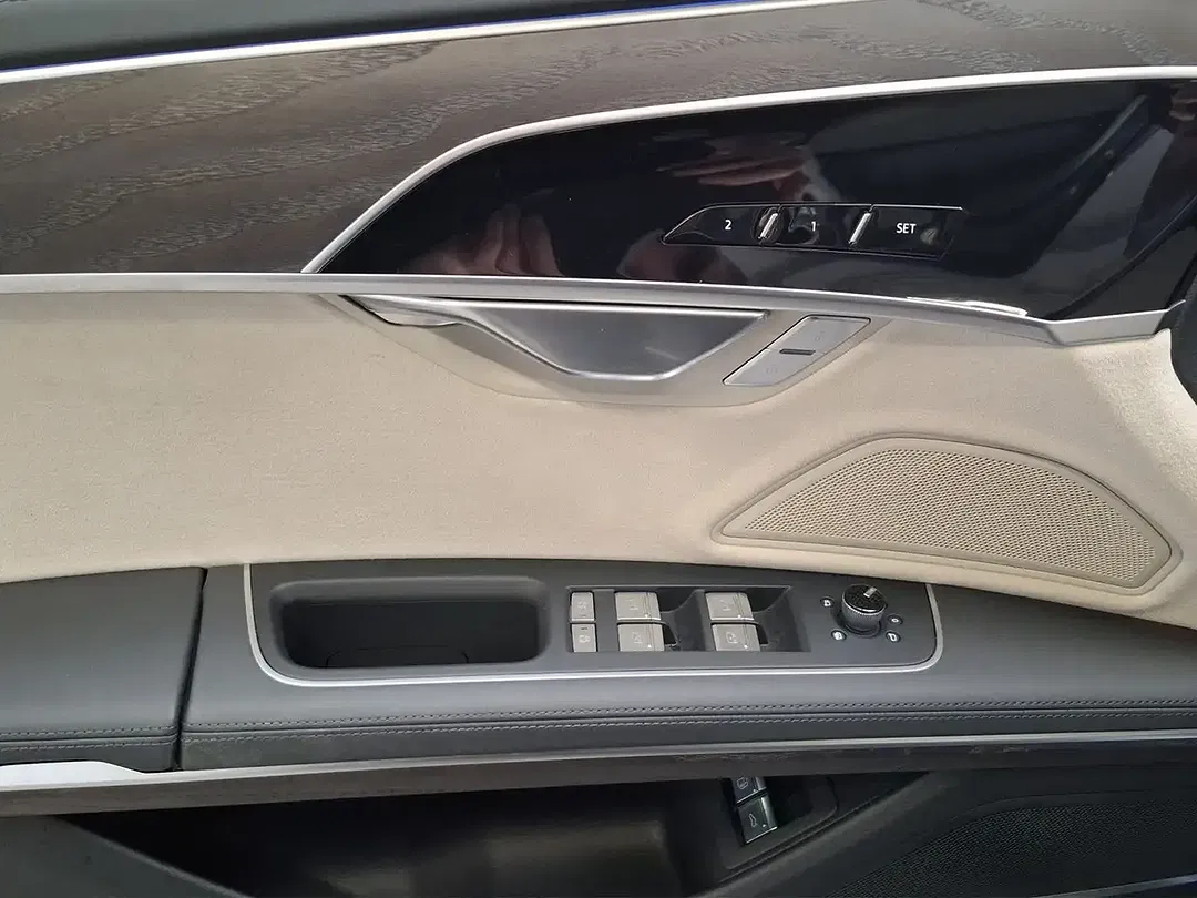Audi A8 60 TFSI e - Thumbnail 13
