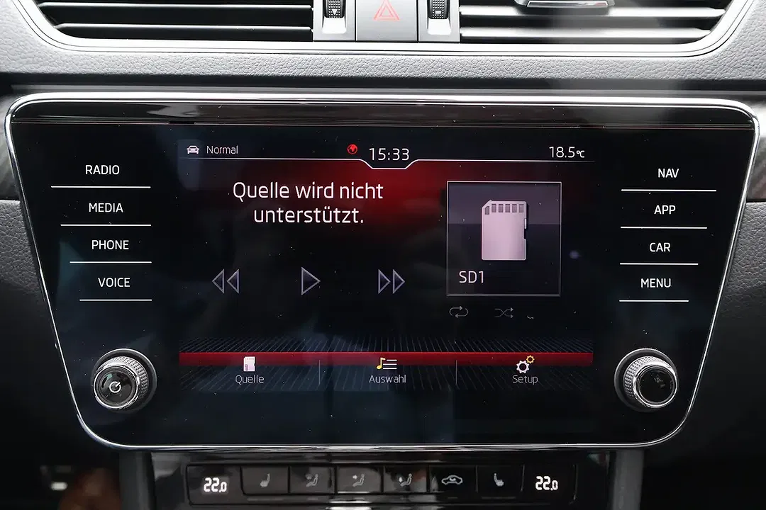 Skoda Superb 2.0 Combi Sportline - Thumbnail 11