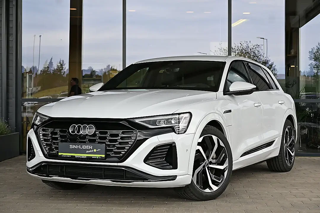 Audi Q8 e-tron 55 quattro S line - Afbeelding 1