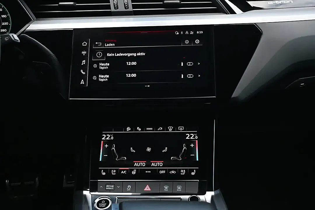 Audi Q8 e-tron 55 quattro S line - Thumbnail 11
