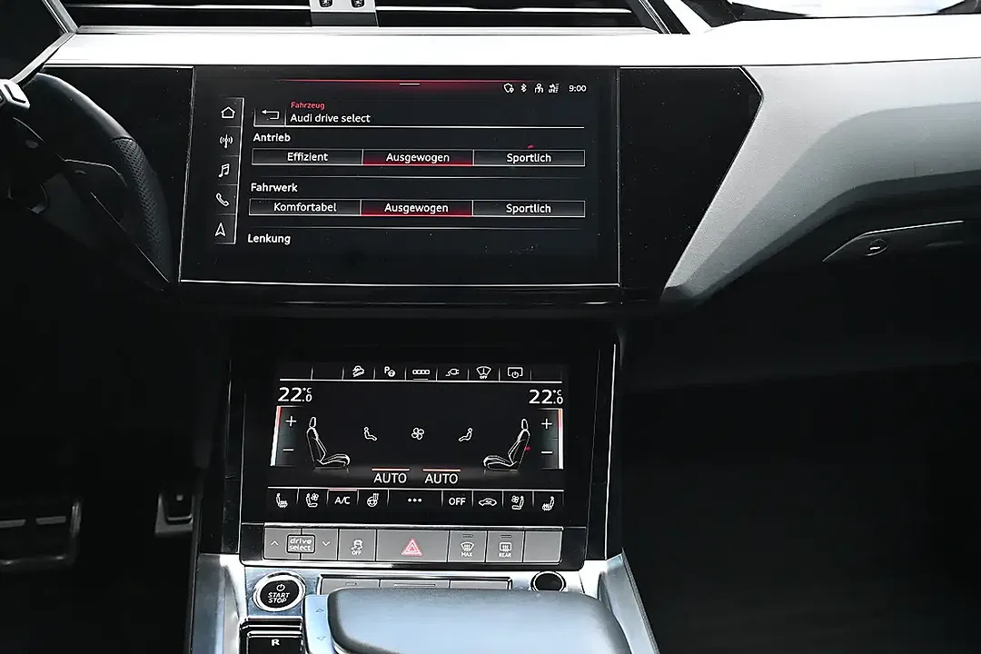 Audi Q8 e-tron 55 quattro S line - Thumbnail 12
