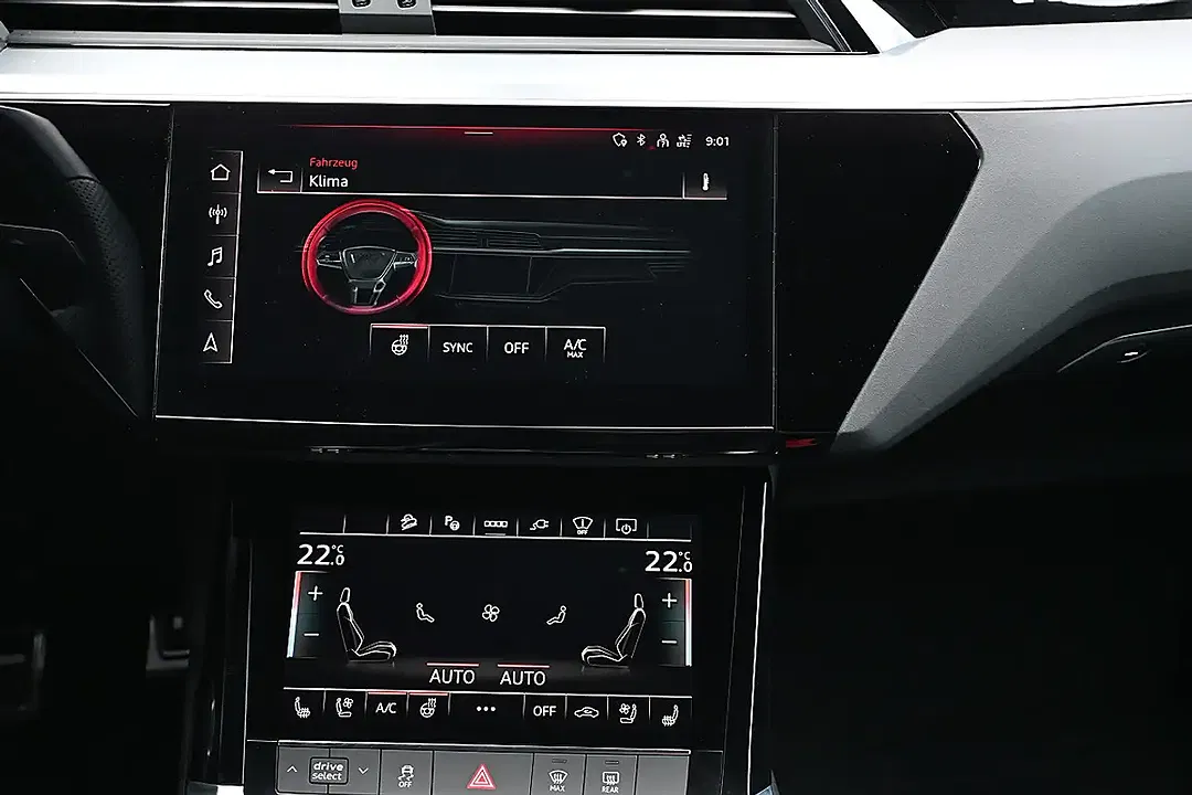 Audi Q8 e-tron 55 quattro S line - Thumbnail 14
