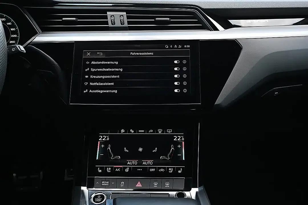 Audi Q8 e-tron 55 quattro S line - Thumbnail 8