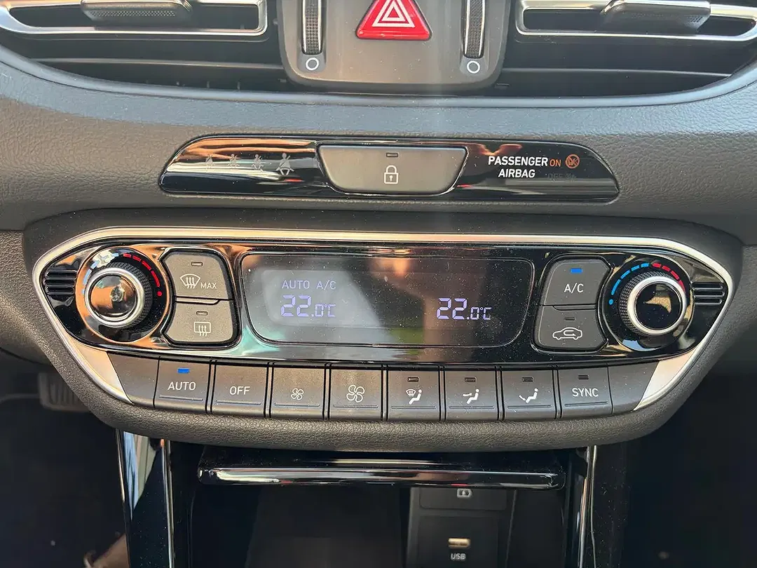 Hyundai i30 1.0 T-GDI DCT - Thumbnail 11