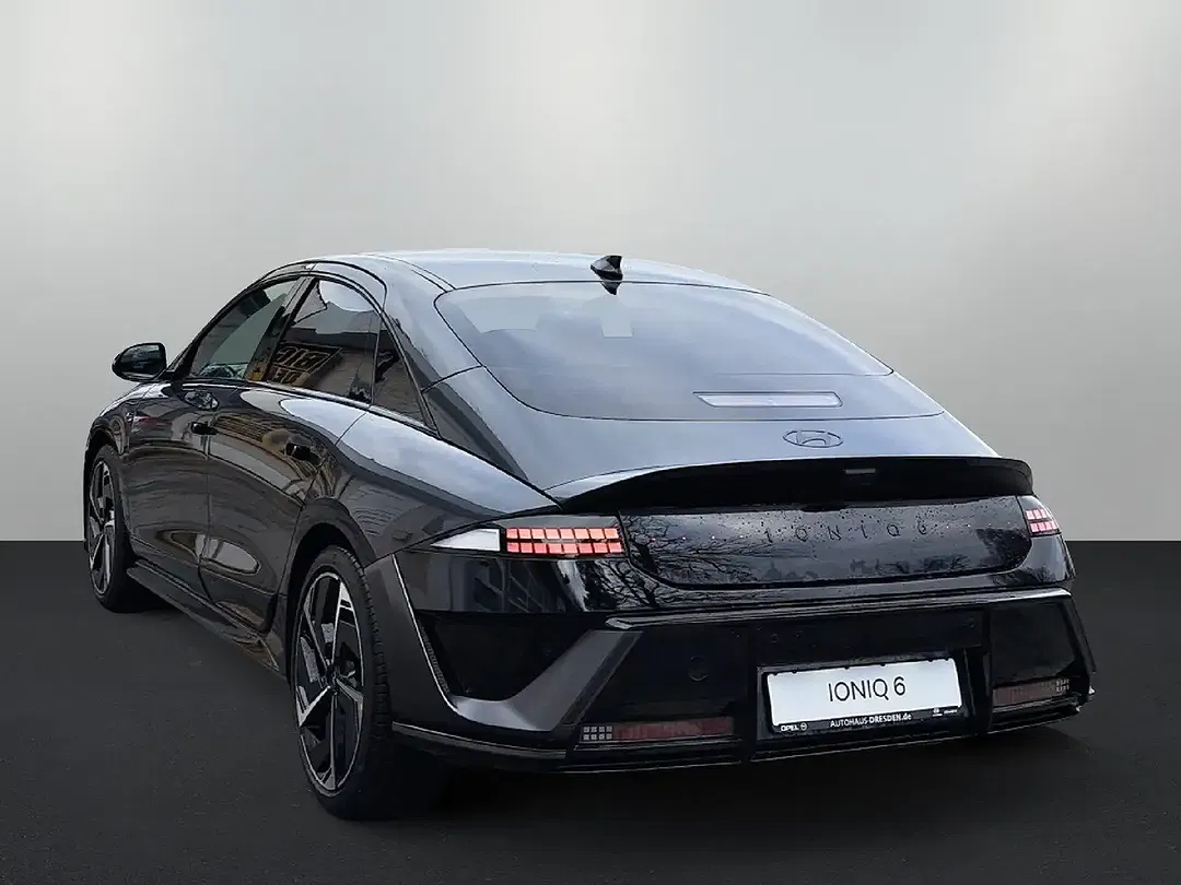 Hyundai IONIQ 6 2.0 N Line - Thumbnail 3