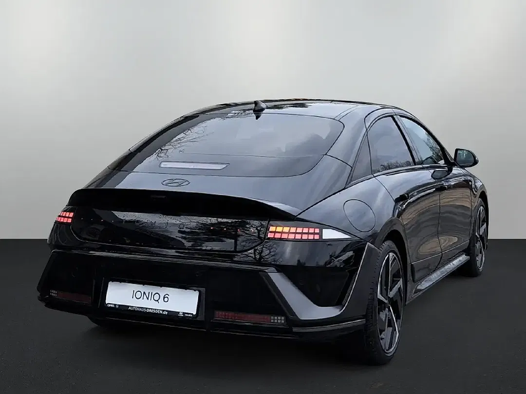Hyundai IONIQ 6 2.0 N Line - Thumbnail 4