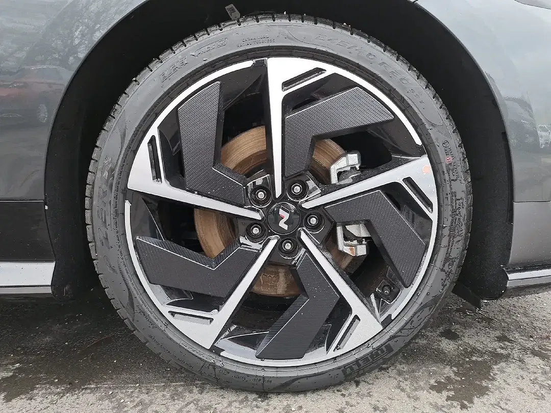 Hyundai IONIQ 6 2.0 N Line - Thumbnail 6