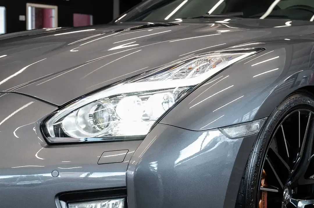 Nissan GT-R - Thumbnail 4