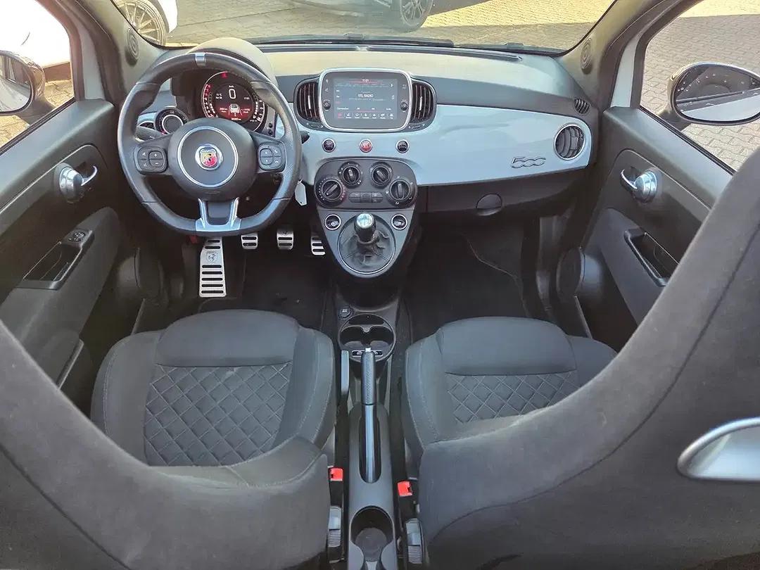 Abarth 595C 1.4 T-Jet - Thumbnail 13