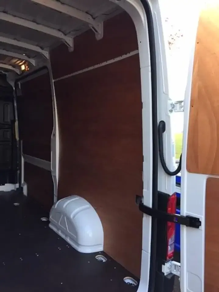 Volkswagen Crafter TDI L3H3 hoog dak DSG - Thumbnail 10