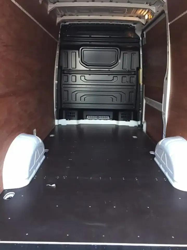 Volkswagen Crafter TDI L3H3 hoog dak DSG - Thumbnail 9