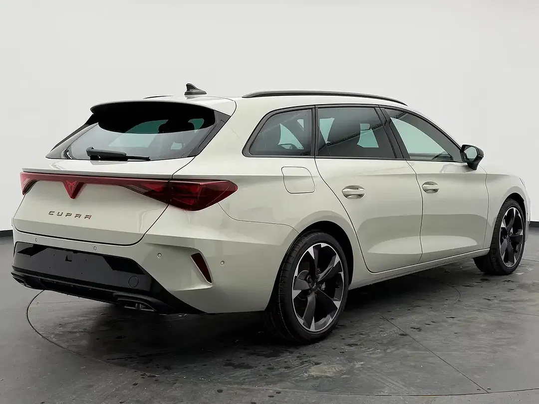 CUPRA Leon 2.0 TSI 4Drive Matrix LED Sportstourer - Thumbnail 10