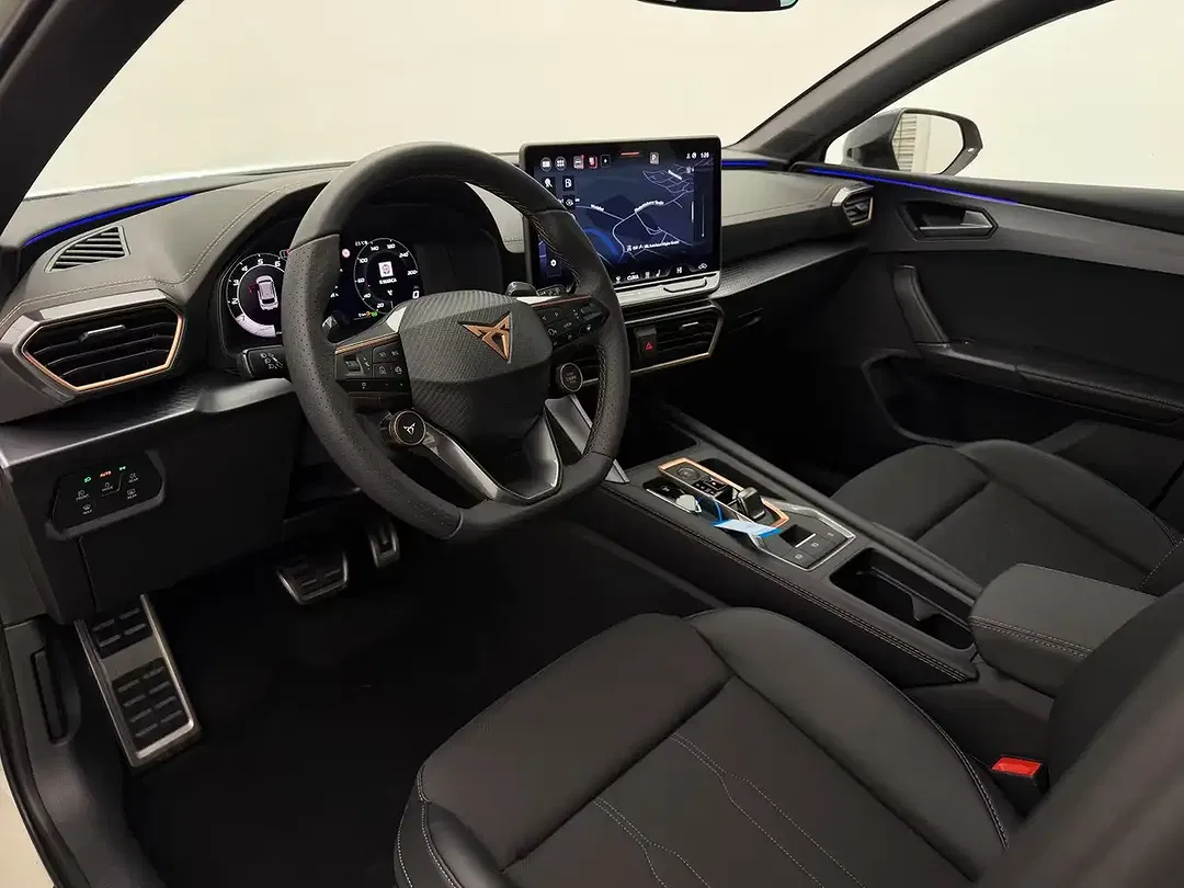 CUPRA Leon 2.0 TSI 4Drive Matrix LED Sportstourer - Thumbnail 12