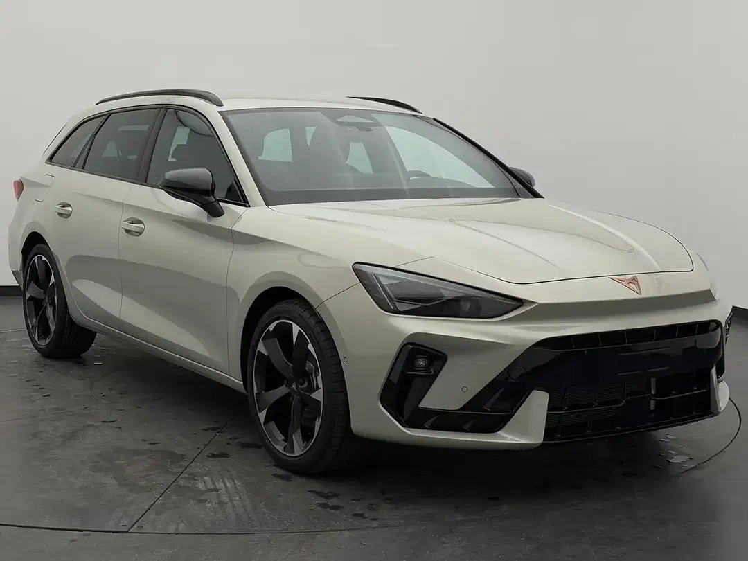 CUPRA Leon 2.0 TSI 4Drive Matrix LED Sportstourer - Thumbnail 3