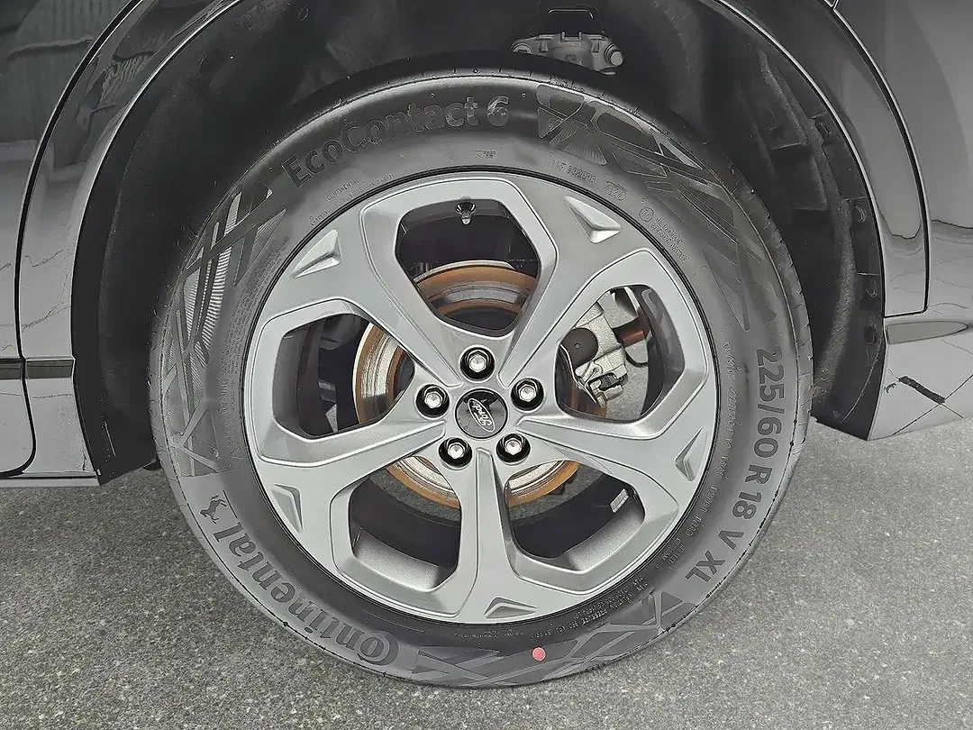 Ford Kuga 1.5 EcoBoost ST-Line - Thumbnail 6
