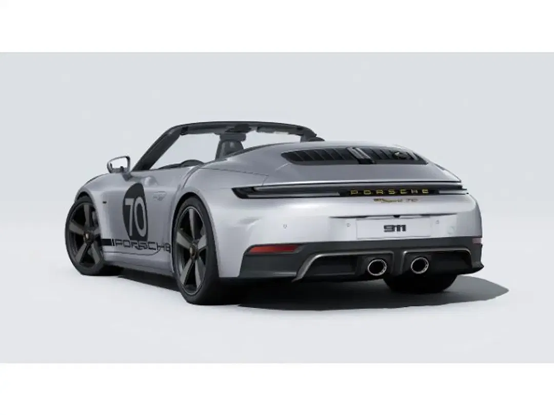 Porsche 992 - Thumbnail 3