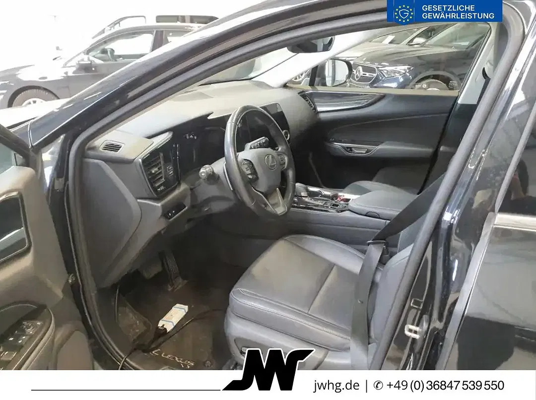 Lexus NX 350h Business - Thumbnail 4