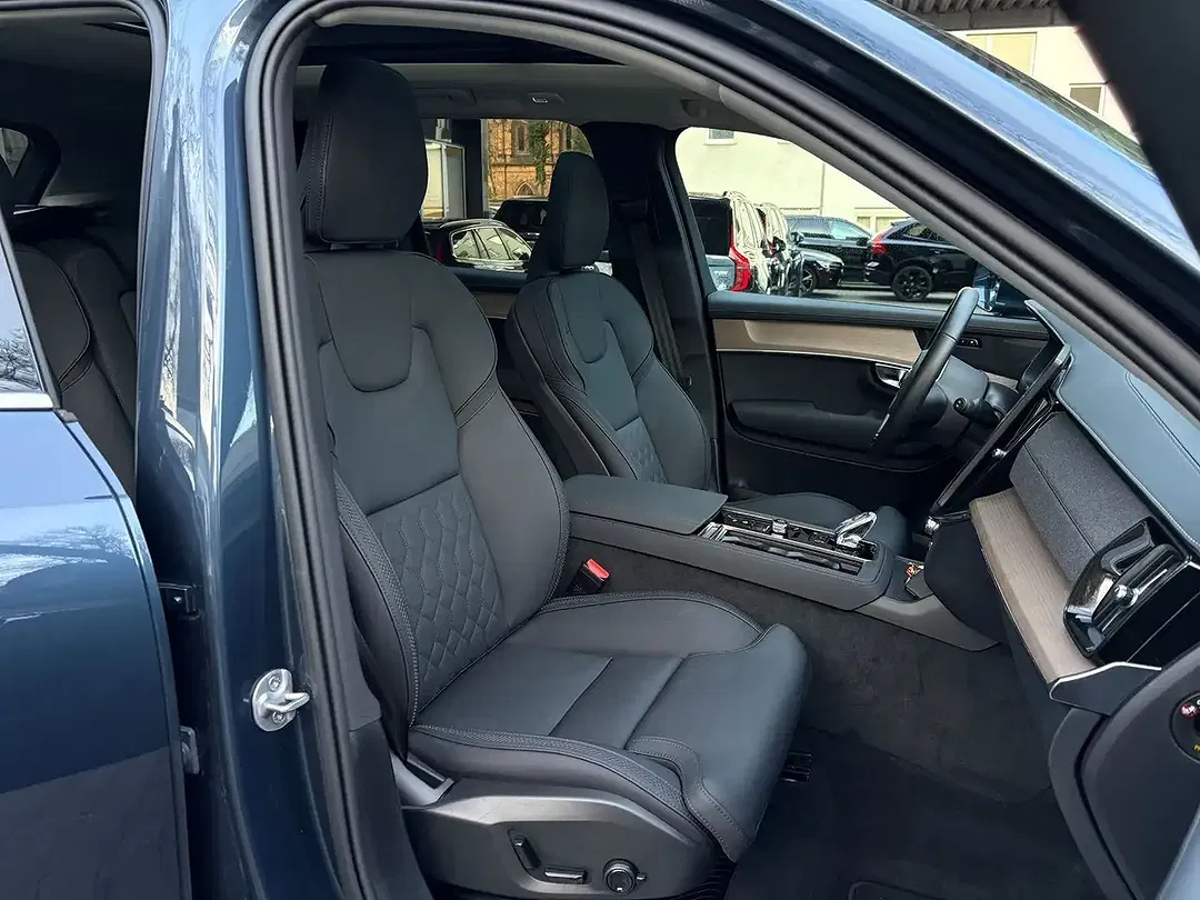 Volvo XC90 T8 Plus Bright - Thumbnail 14