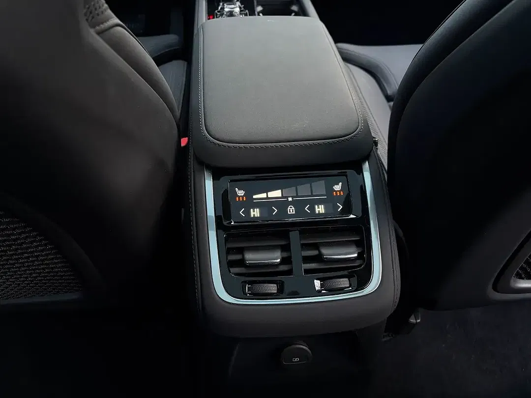 Volvo XC90 T8 Plus Bright - foto 15