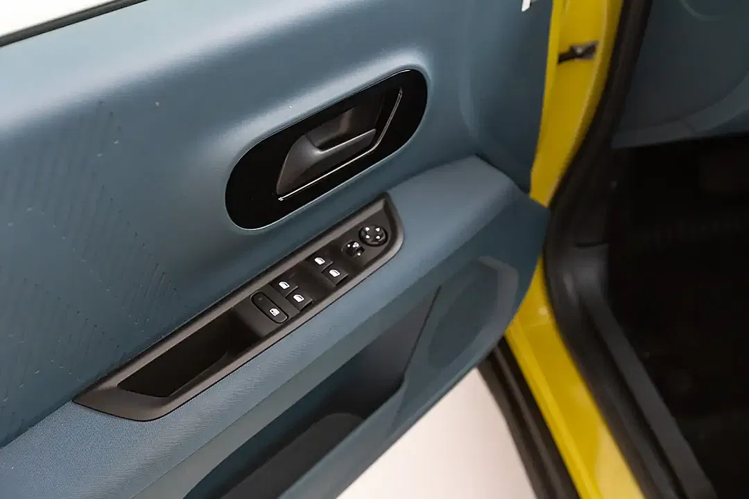 Fiat Grande Panda EV La Prima - Thumbnail 11