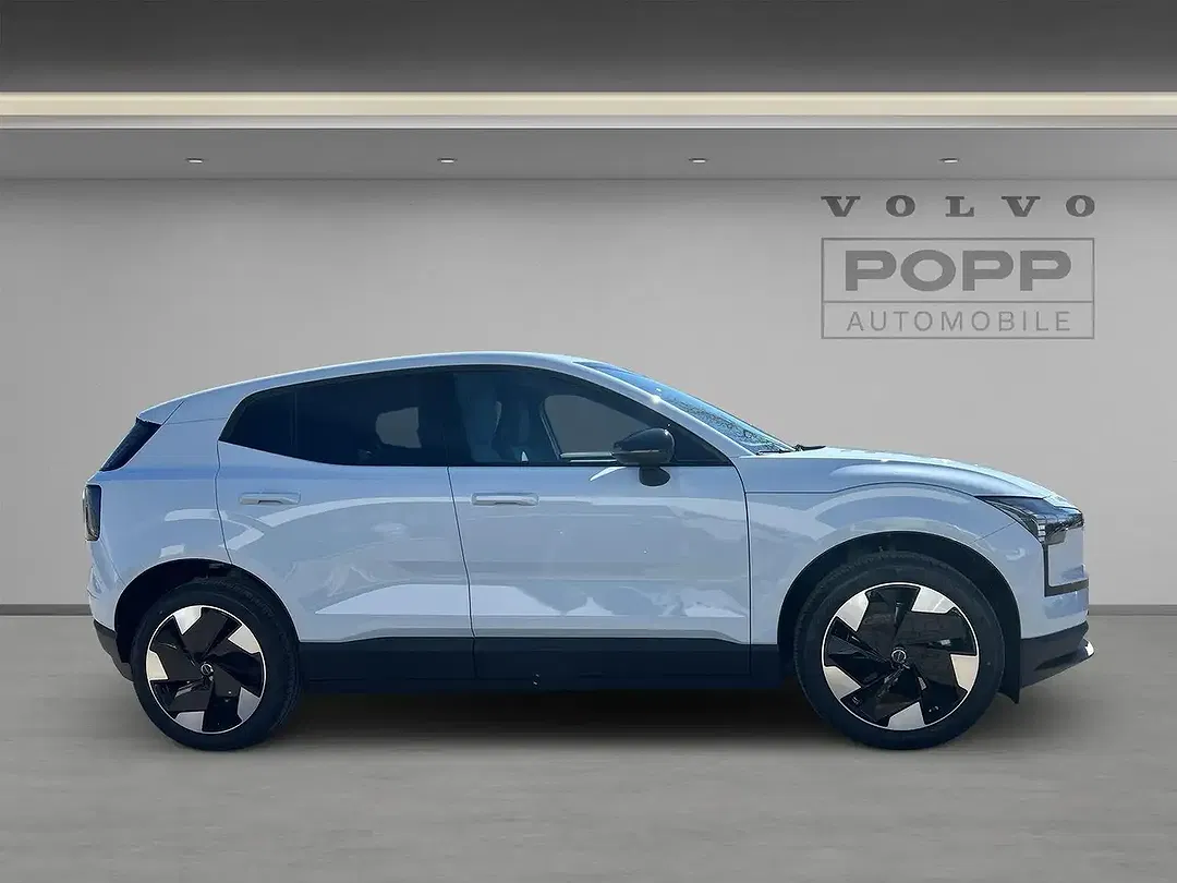 Volvo EX30 Plus - Thumbnail 6