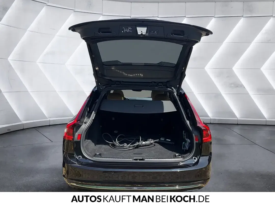 Volvo V90 T8 AWD Recharge - Thumbnail 12