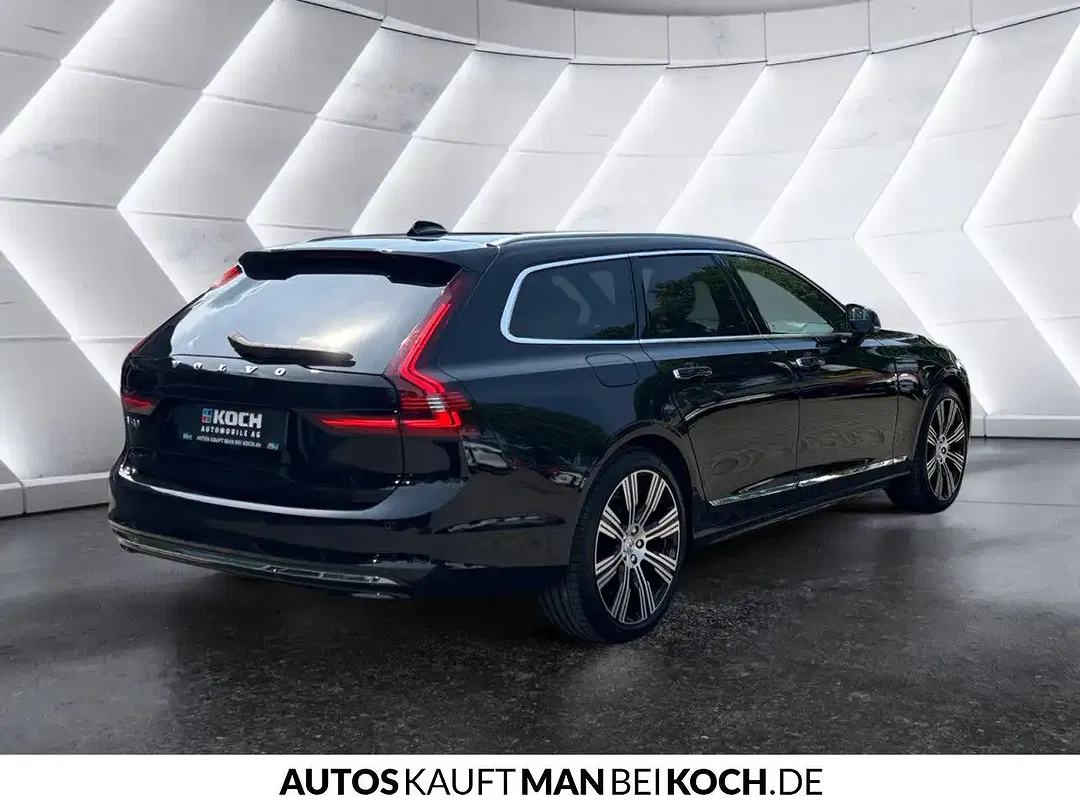Volvo V90 T8 AWD Recharge - foto 2