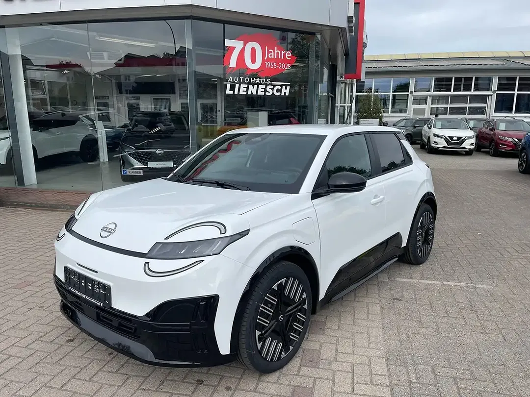 Nissan Micra - foto 1
